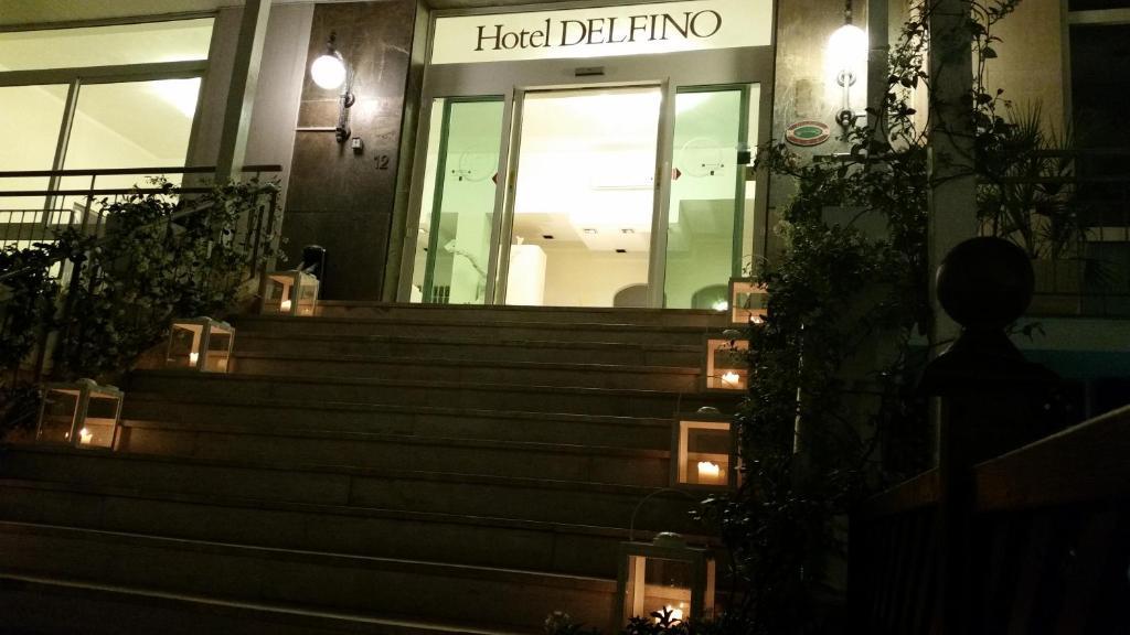 Hotel Delfino Milano Marittima Exterior photo
