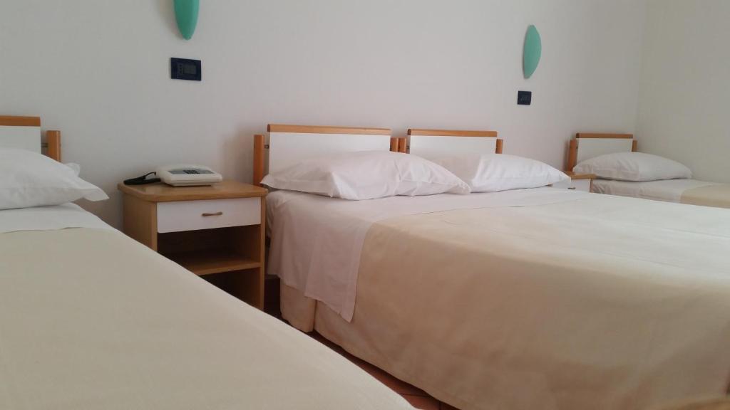 Hotel Delfino Milano Marittima Exterior photo