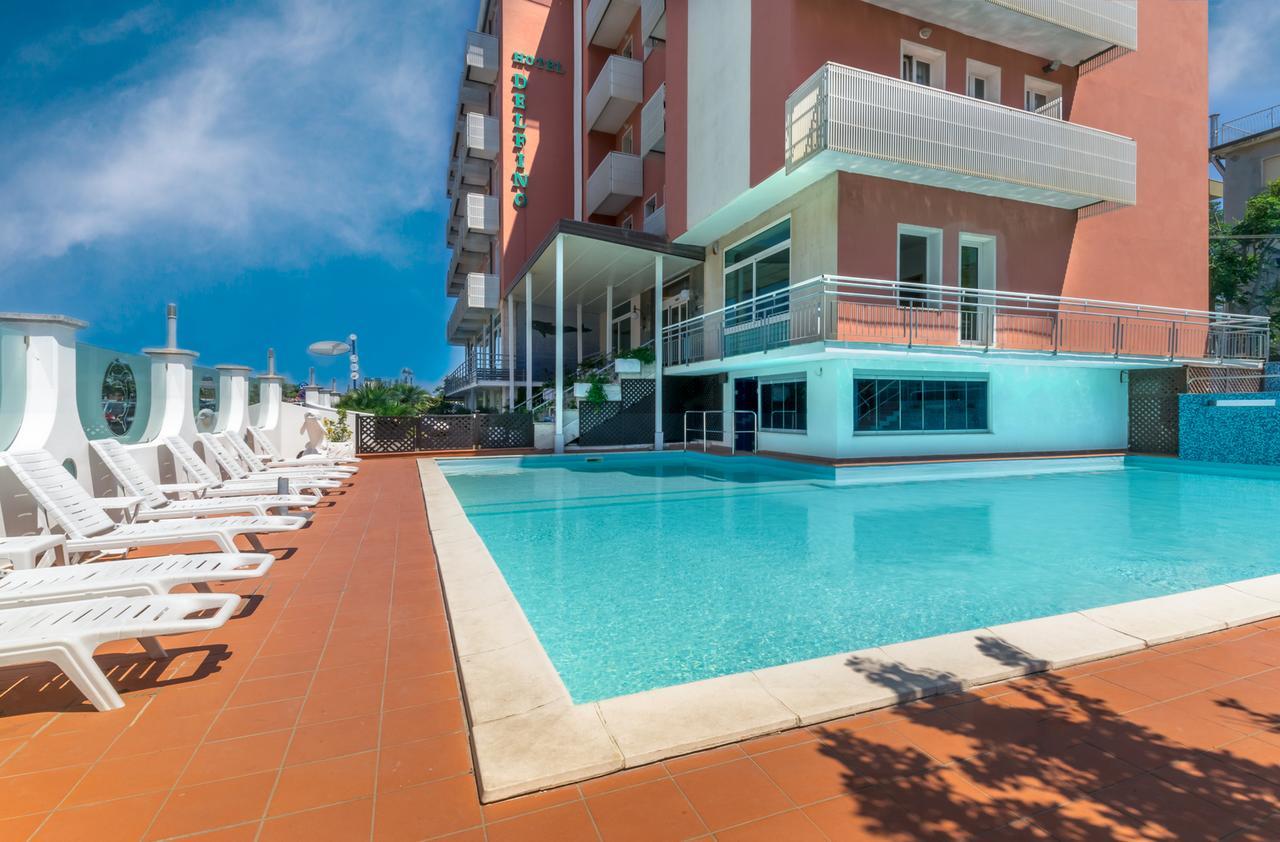 Hotel Delfino Milano Marittima Exterior photo